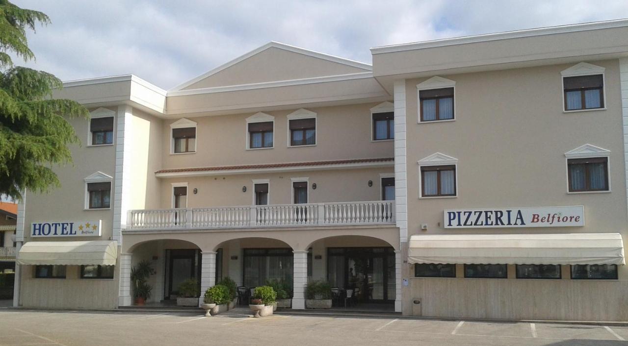 贝尔菲奥雷酒店 Salzano 外观 照片